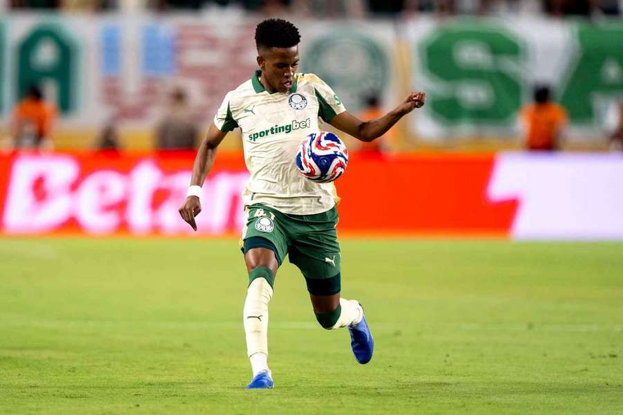 Estevao speaks about 'anxiety' ahead of Chelsea move