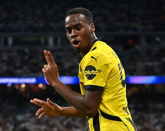 Third bid prepared: Chelsea hopeful of completing £45m attacker transfer