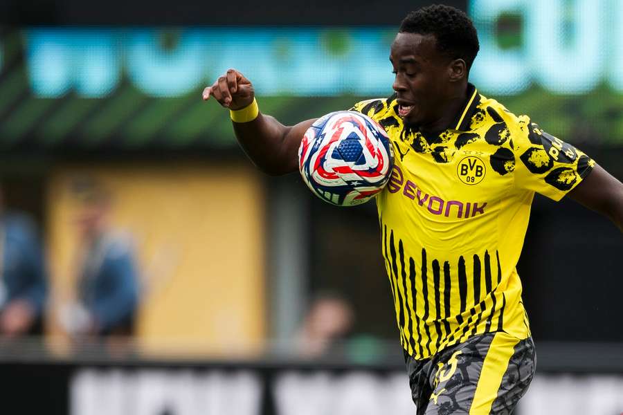 Chelsea and Borussia Dortmund agree fee for Jamie Gittens