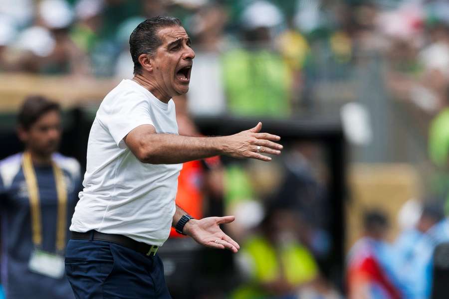 Botafogo sack Renato Paiva after poor Club World Cup run