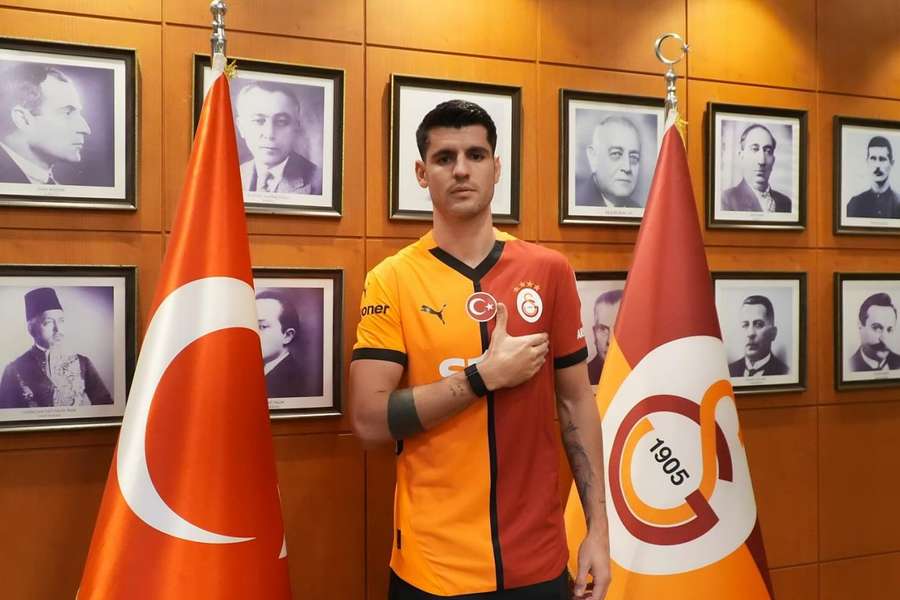Como moving for Galatasaray striker Morata