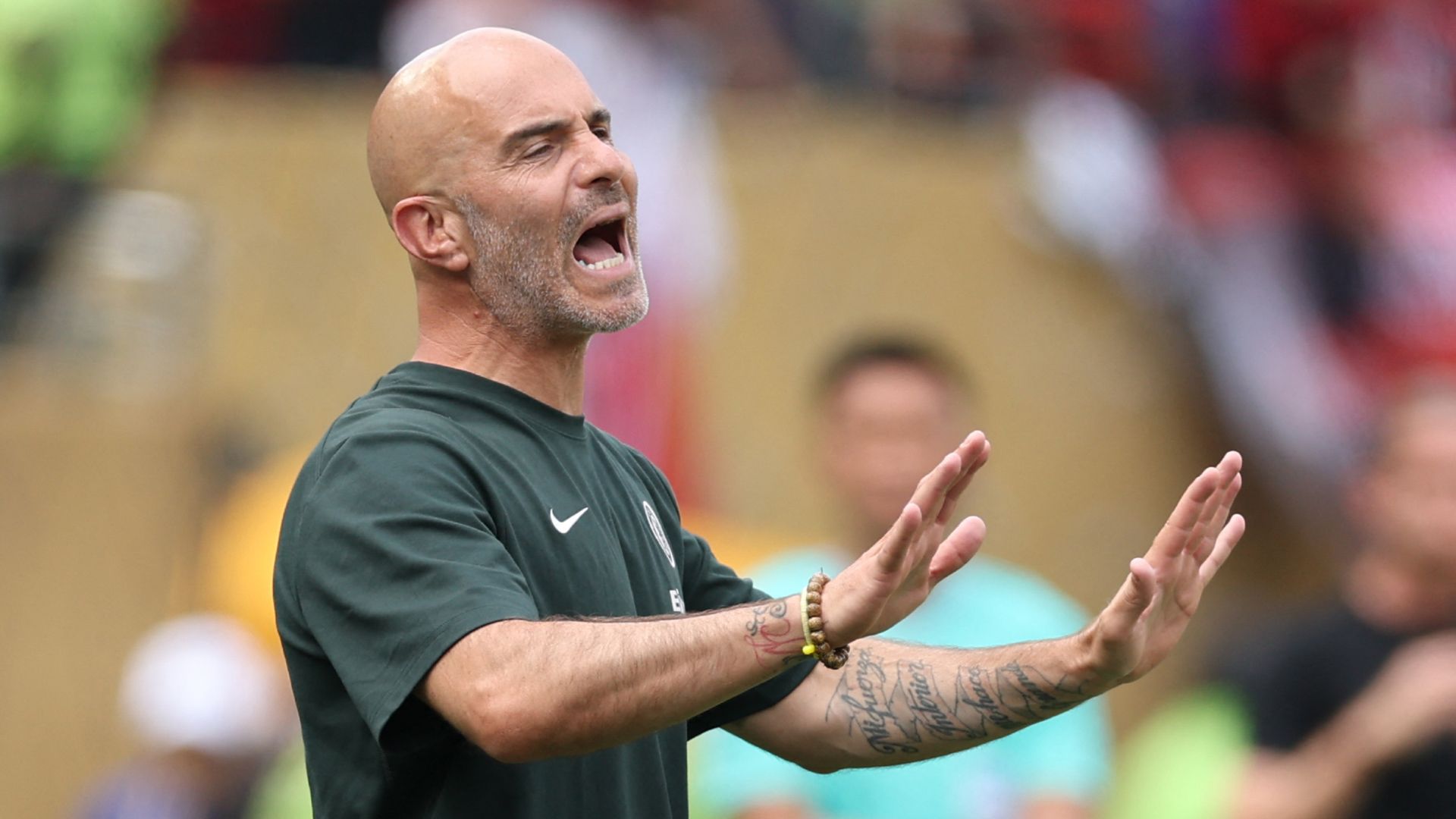 Chelsea eyeing ANOTHER goalkeeper?! Blues ready to rival West Ham for Leicester stopper after Foxes relegation and Kepa's exit