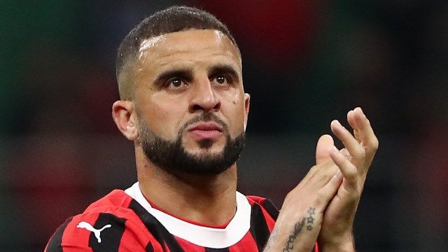 Fenerbahce make fresh bid for Kyle Walker as Jose Mourinho ramps up efforts to land Man City defender