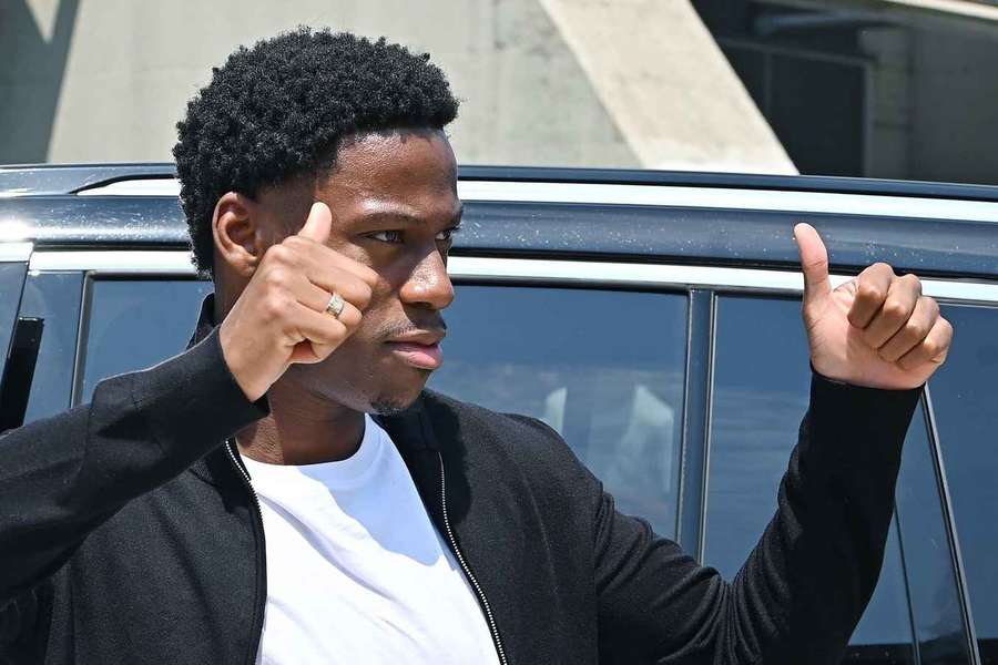 Juventus confirm signing of Canadian star Jonathan David