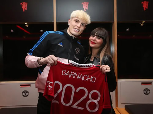 GARN THEIR SEPARATE WAYS Alejandro Garnacho appears to split with girlfriend and mum to one-year-old son as she unfollows him on Instagram