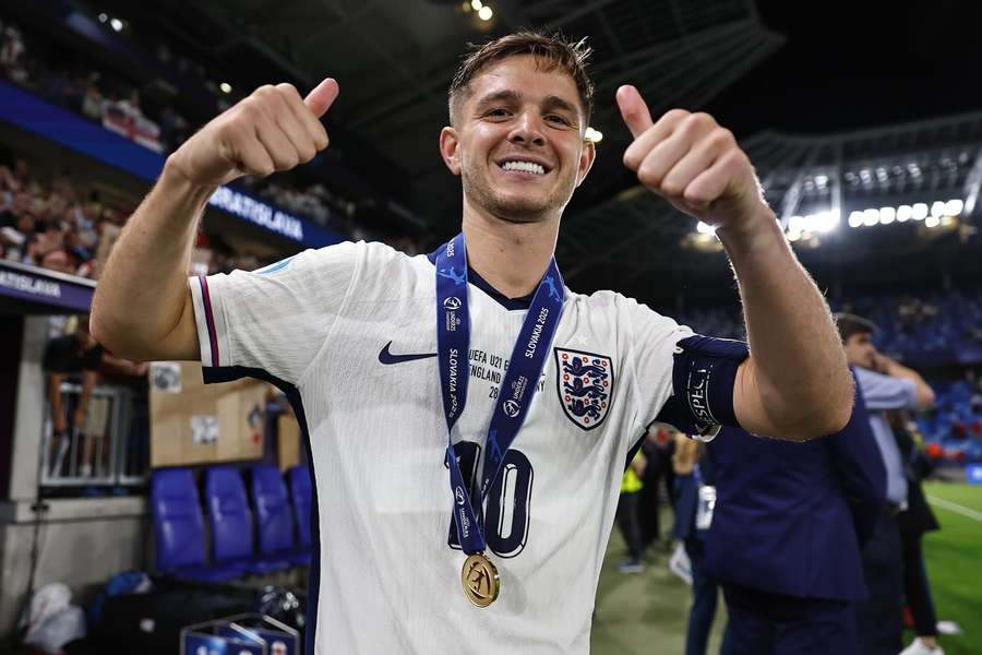 Man City midfielder to visit Eintracht Frankfurt ahead of summer move