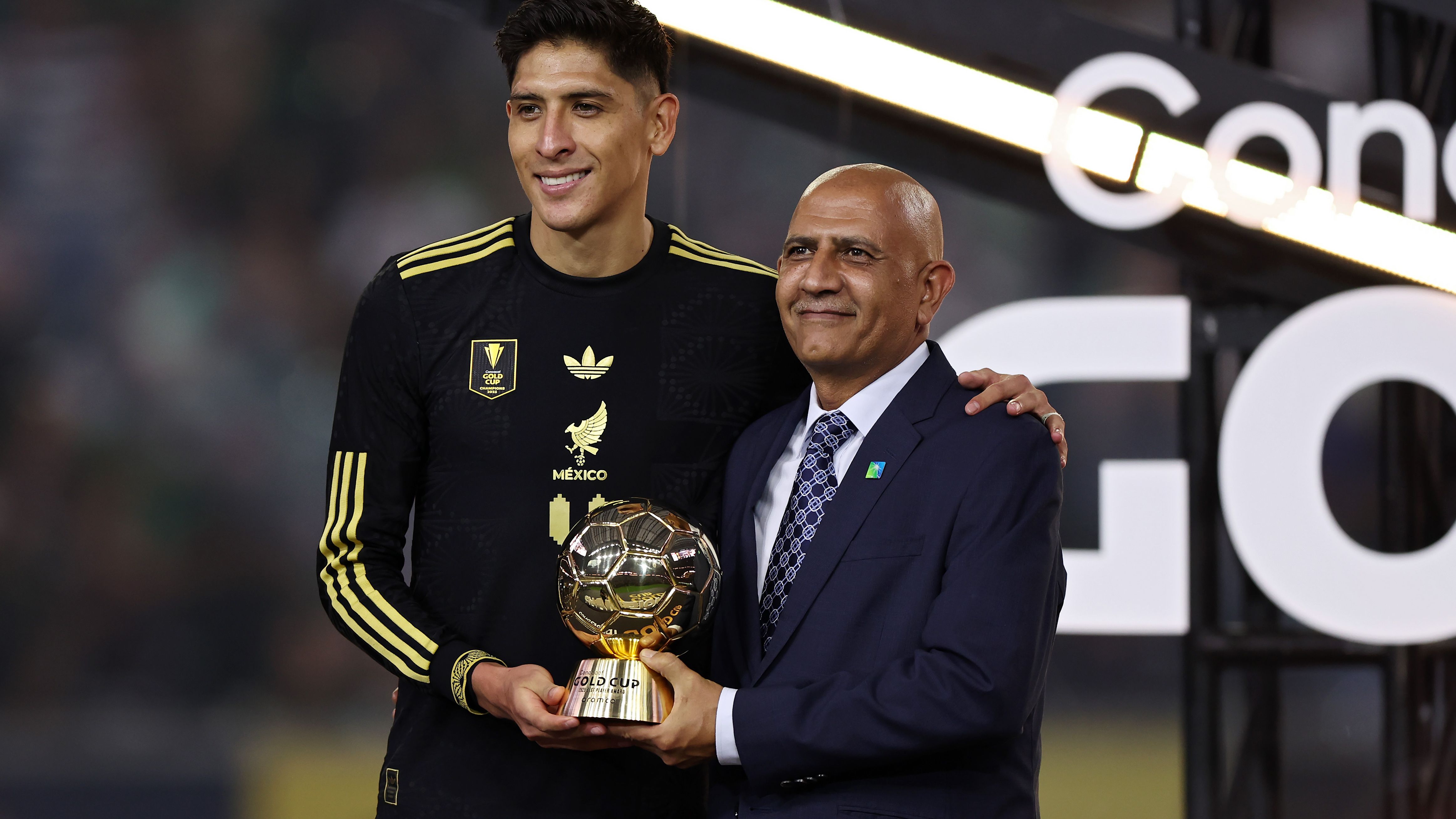 Mexico National Team captain Edson Álvarez reportedly no longer part of West Ham’s plans for next season