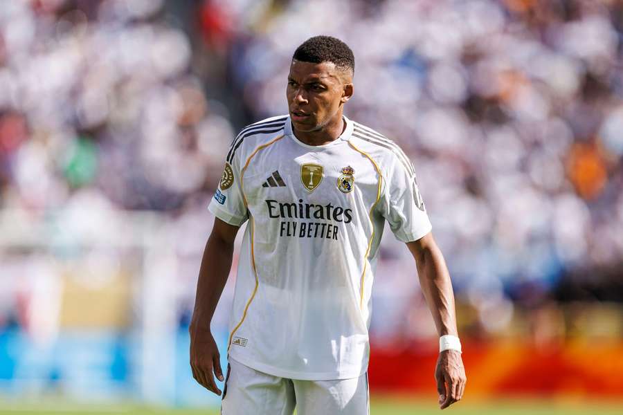Real Madrid Legend warns Mbappe and Vinicius Junior