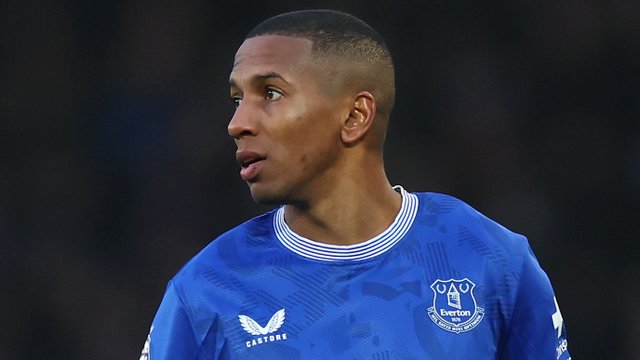 Ashley Young set for Championship switch to relegated Ipswich after failed Watford move as ex-Man Utd and Everton star finally finds new club