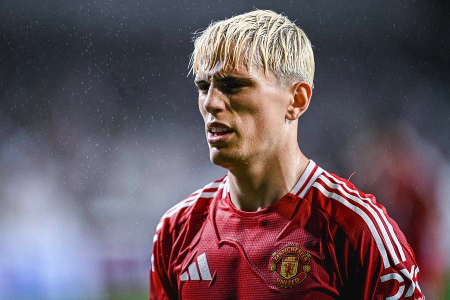 Man United Slash Garnacho Price to 340m Amid Chelsea, Villa & Spurs Interest