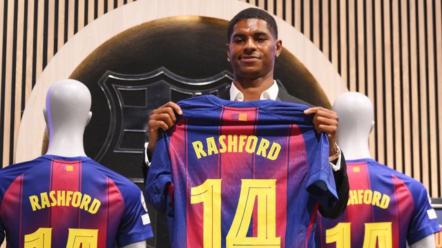 'It didn't work out' - Marcus Rashford admits he wanted to join Barcelona in January before making loan move from Man Utd to Aston Villa instead