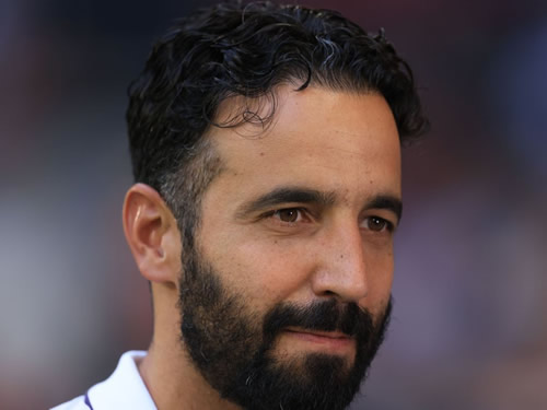 Man United could start season without new striker - sources