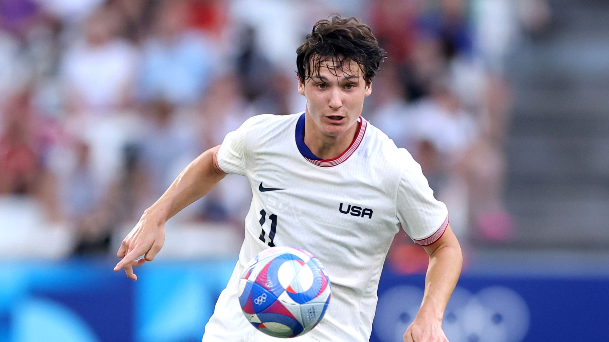 'He's one-dimensional' - ESPN's Derek Rae on Gio Reyna's flawed fit at Dortmund, says of 22-year-old USMNT midfielder, 'how good is he going to be, nobody really knows'