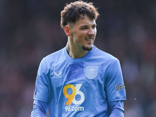 Man City to re-sign James Trafford in £27m deal - sources