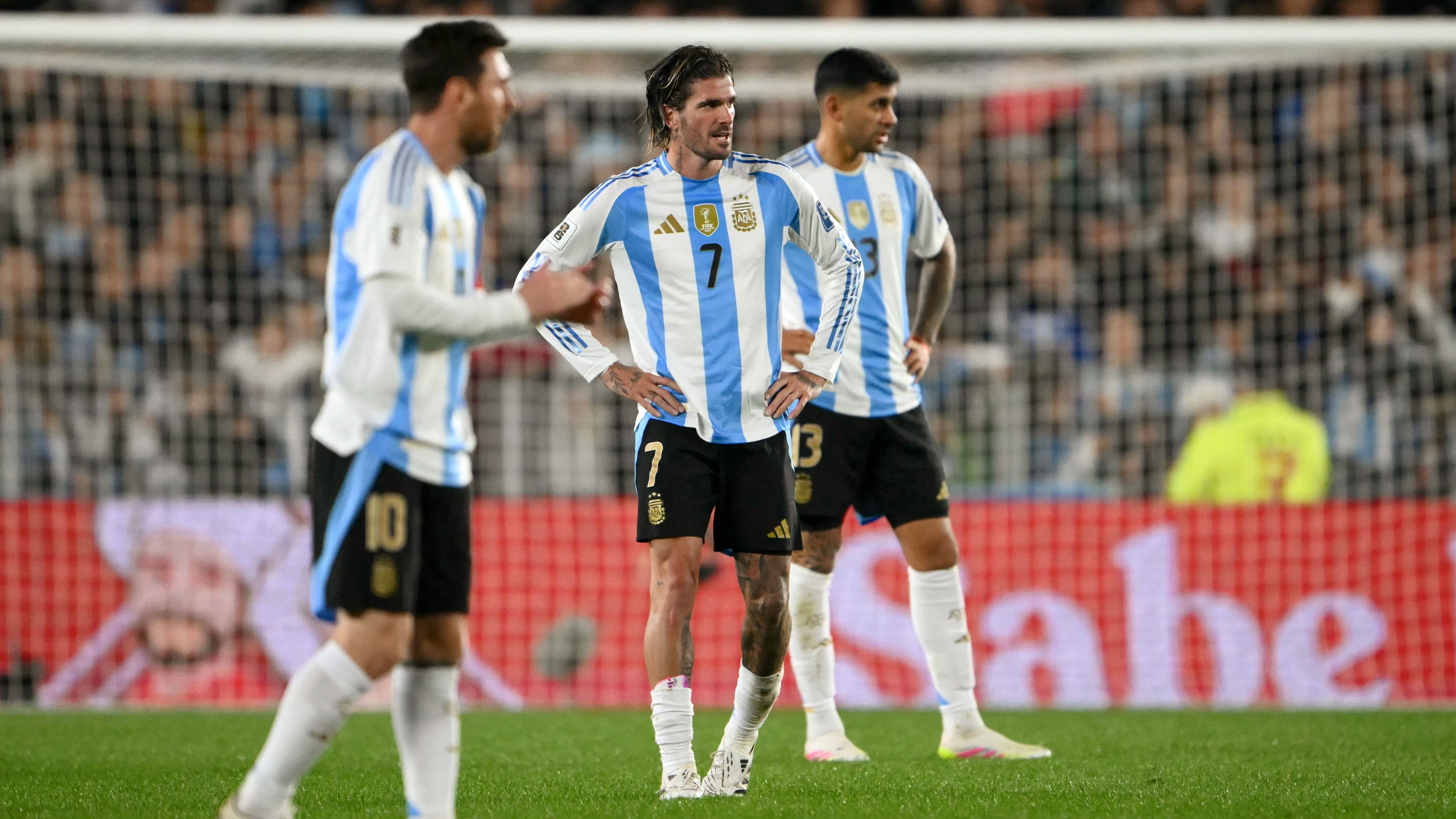 'Is he thinking about leaving the national team?' - Rodrigo De Paul’s move to Inter Miami less than a year before the World Cup sparks criticism within Argentina media