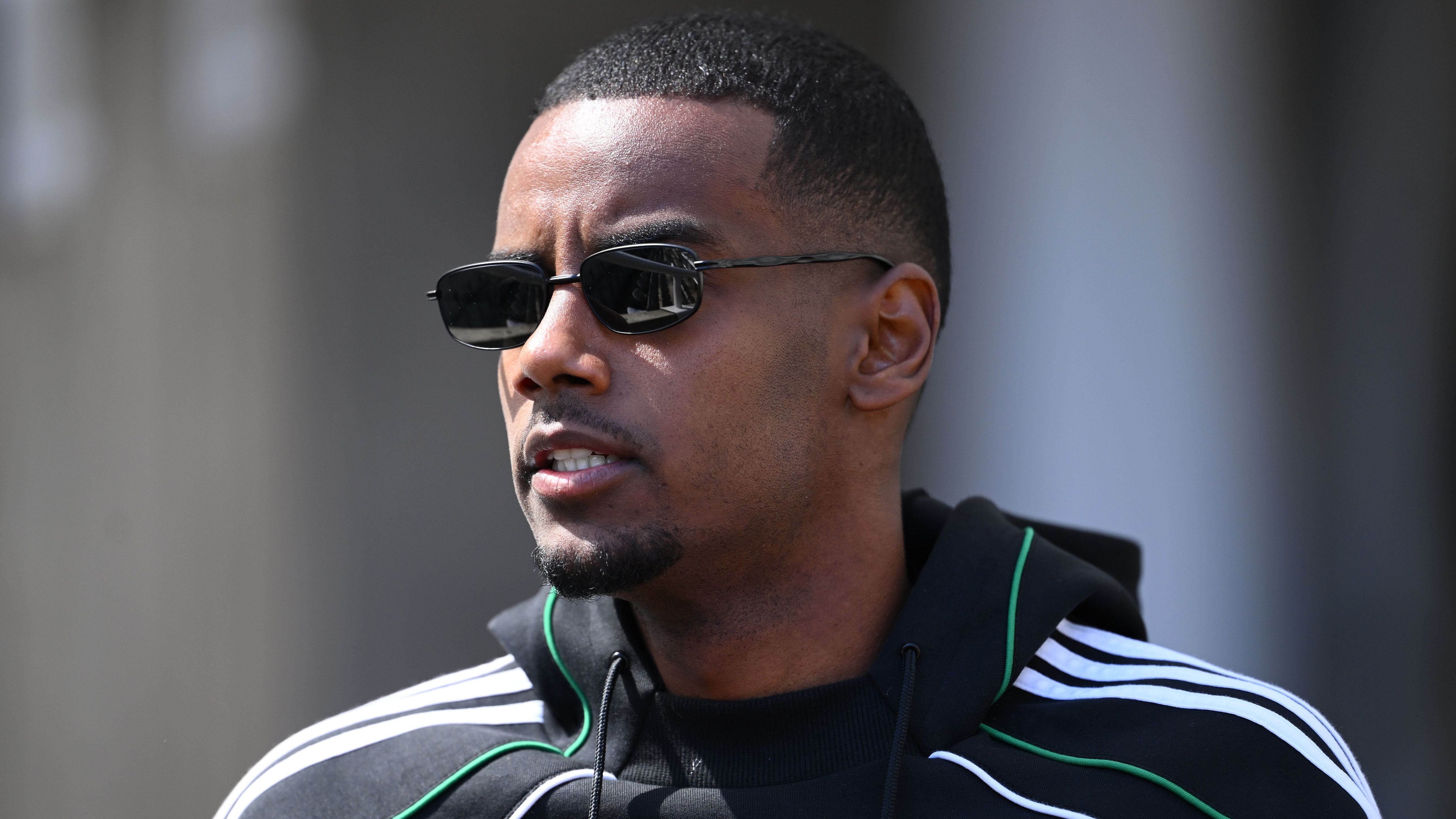 The NUCLEAR option! Alexander Isak considers incredible move to force through Liverpool move as Newcastle wantaway trains alone