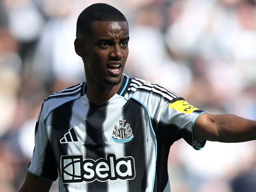 Transfer news & rumours LIVE: Liverpool make first offer for Alexander Isak as Newcastle stand their ground after £120m bid