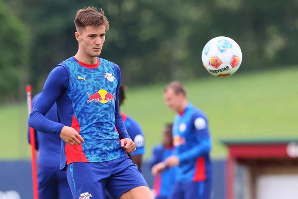 RB Leipzig boss gives Sesko update amid Premier League links