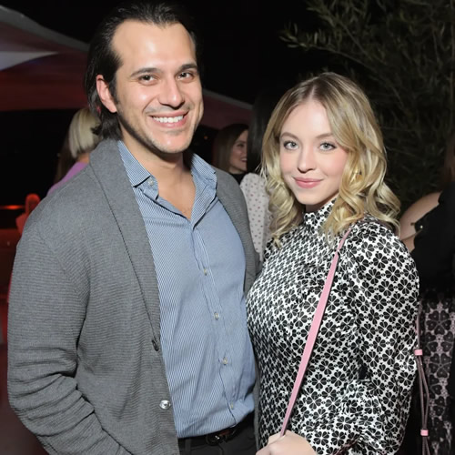 LOOKING TO SCORE? Sydney Sweeney inundated with messages for a date from Man Utd, Liverpool & Arsenal aces after split from fiance