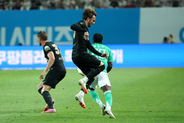 Tottenham target attacking midfielder after major blows