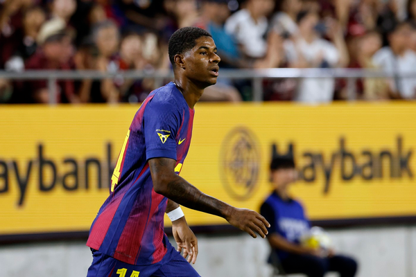 Ex-Barcelona president: Rashford better than Nico Williams