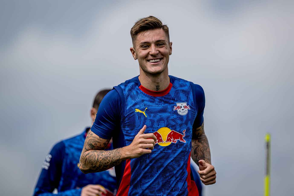 Man United to Miss Out? Newcastle Submit Improved Bid for Benjamin Sesko