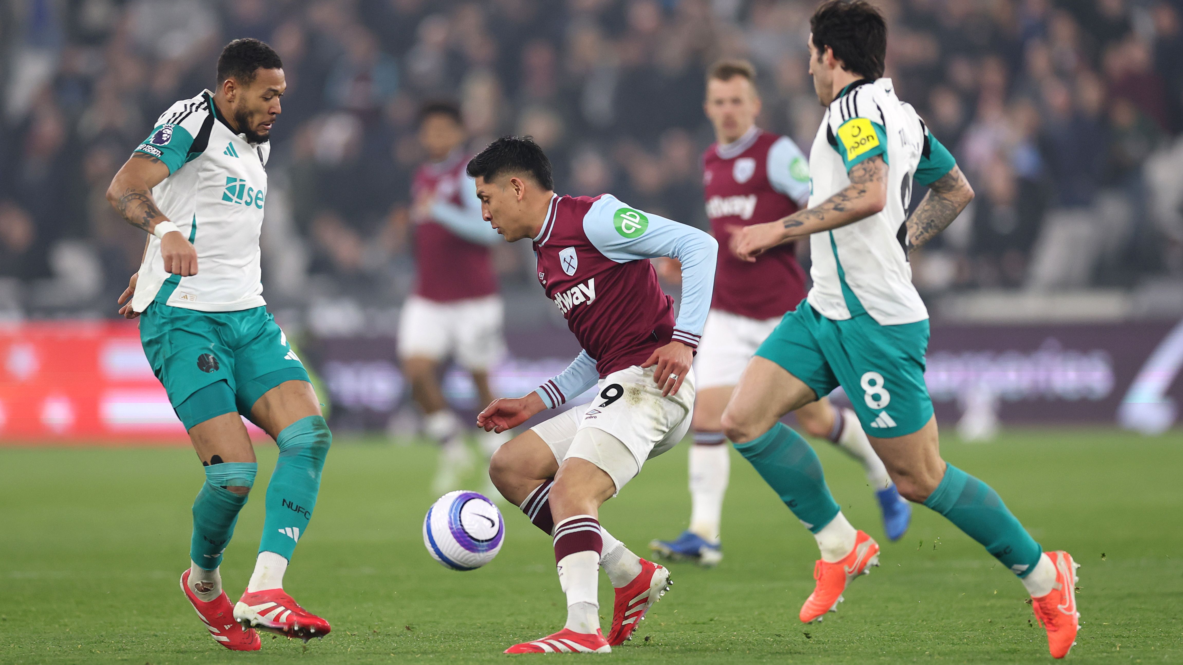 Edson Alvarez reportedly set to leave West Ham before transfer window closes