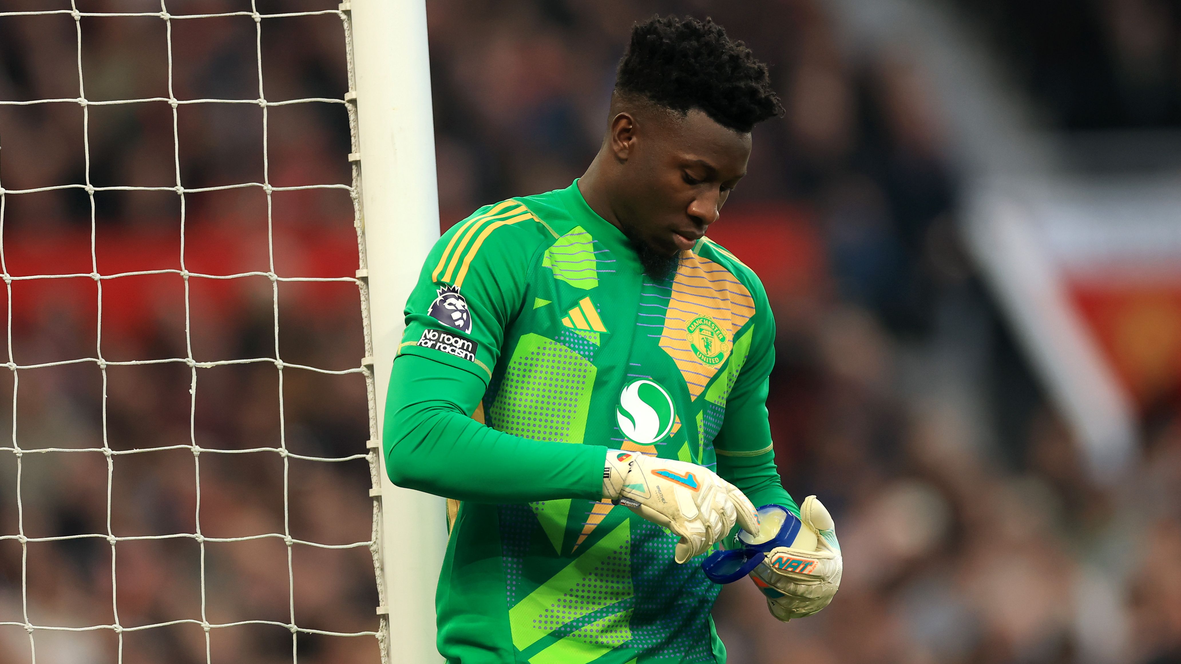 'Somehow even worse than Andre Onana!' - Man Utd urged to sell 'hopeless' Altay Bayindir after 'pathetic' mistake gifts Arsenal opening goal at Old Trafford