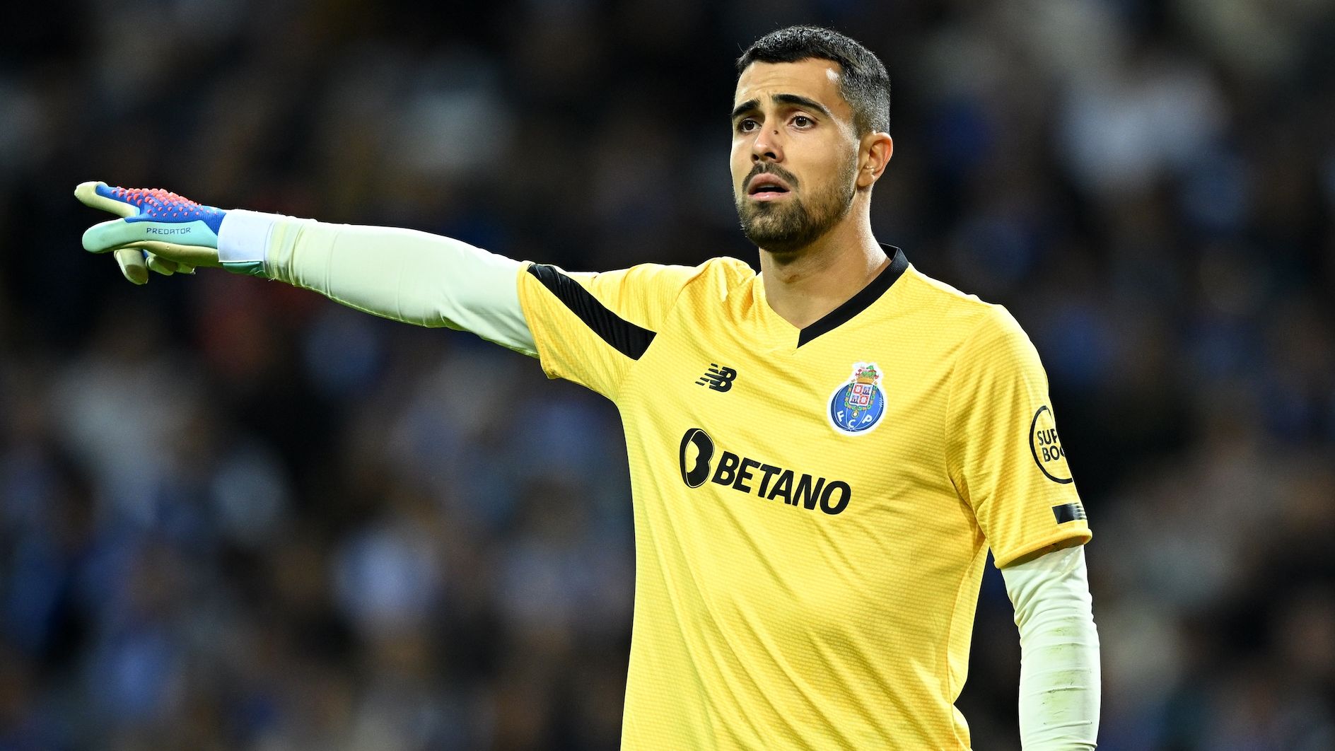 Gianluigi Donnarumma, Diogo Costa and six goalkeepers Man Utd should be targeting to displace Andre Onana and Altay Bayindir