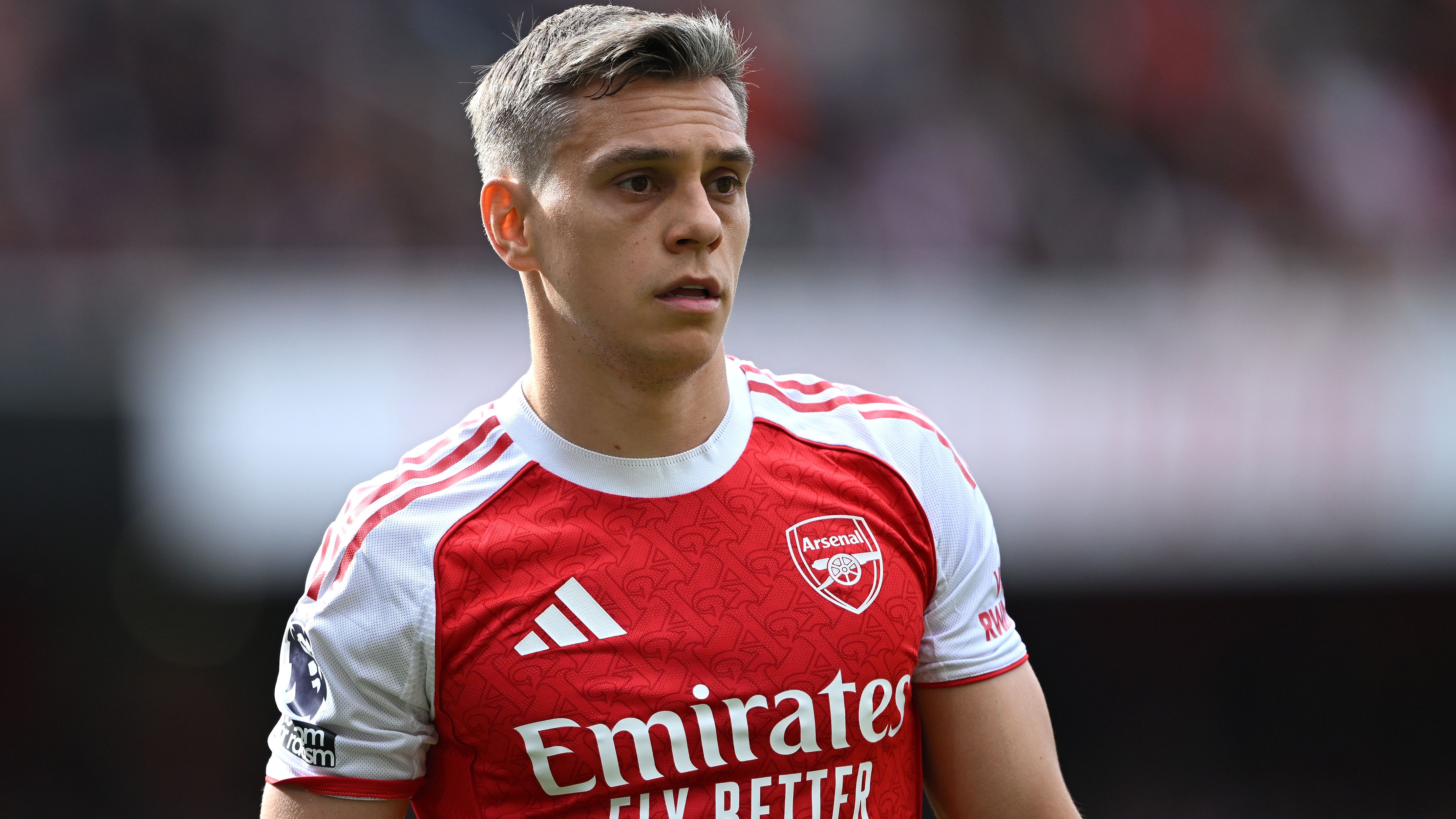 Leandro Trossard STAYS! Arsenal attacker set for unexpected new contract to put end to transfer speculation