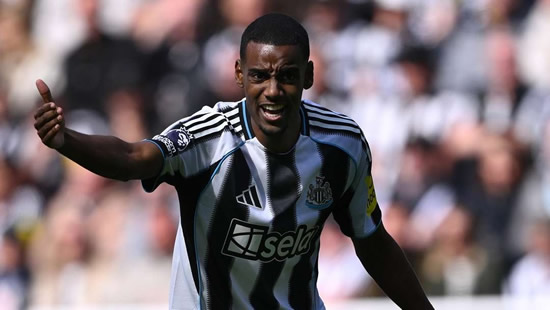 Transfer news & rumours LIVE: Newcastle unmoved on Alexander Isak stance despite Liverpool target speaking out against club