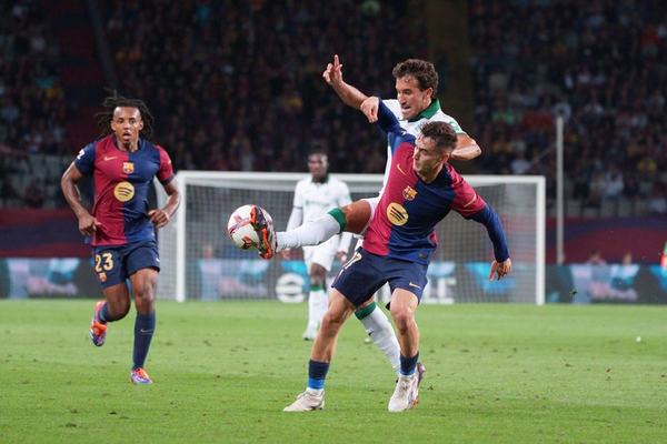 Wolves, West Ham in contact as Barcelona set Casado price