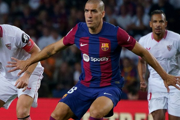 Martin boost as Barcelona and Romeu near split
