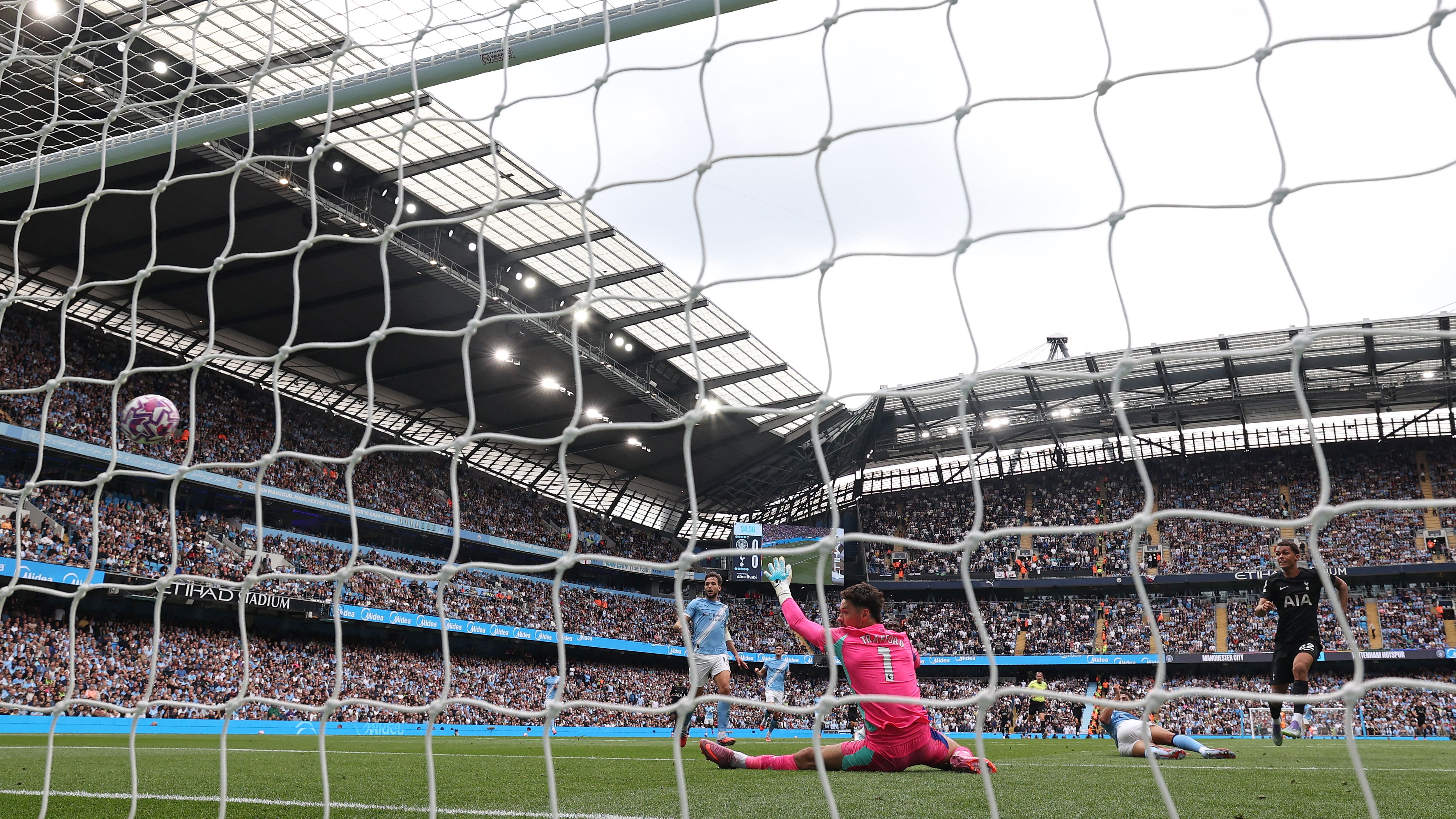 'I need to text him!' - Spurs boss Thomas Frank reveals he must thank Jurgen Klopp as he reveals inspiration for high-press tactic that inspired win over Man City