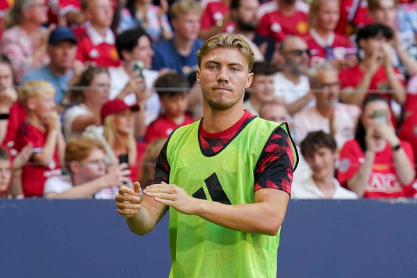 Napoli to hand Man Utd striker Hojlund a huge 31.5M pay rise to convince him to leave