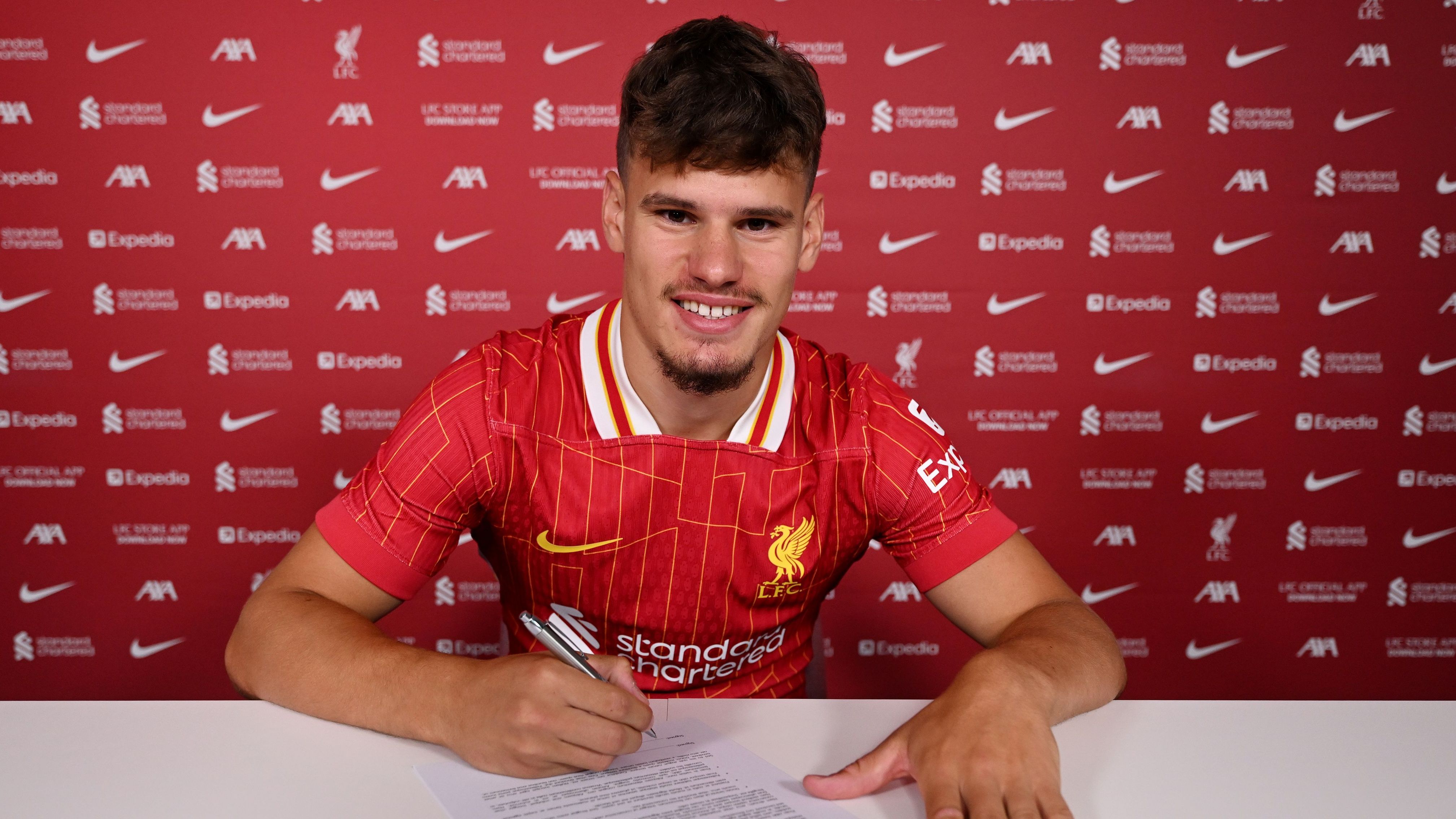 Nonsensical move for Alejandro Garnacho sums up Chelsea's recruitment strategy: GOAL grades the biggest deals of the 2025 summer transfer window