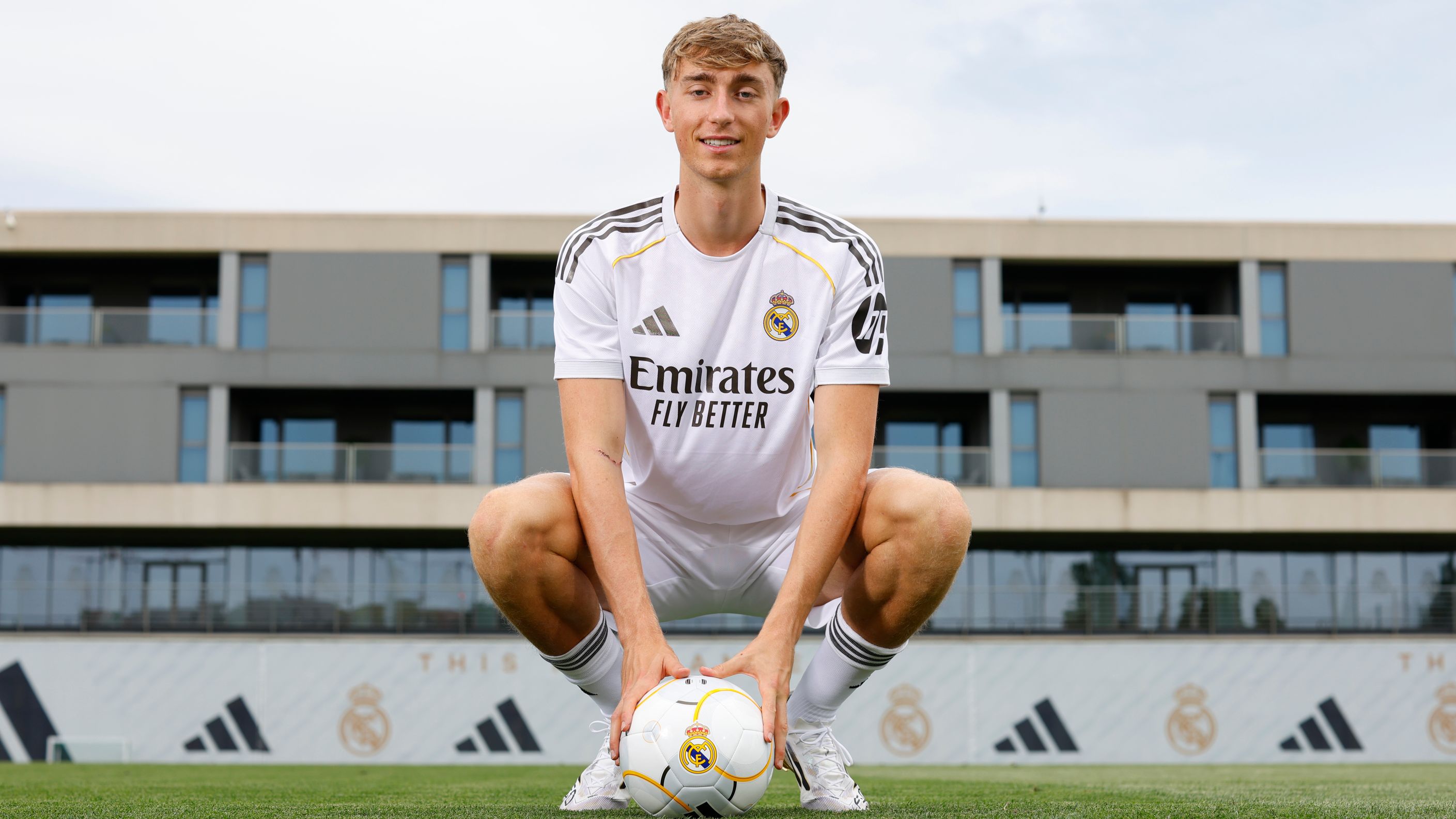 Nonsensical move for Alejandro Garnacho sums up Chelsea's recruitment strategy: GOAL grades the biggest deals of the 2025 summer transfer window