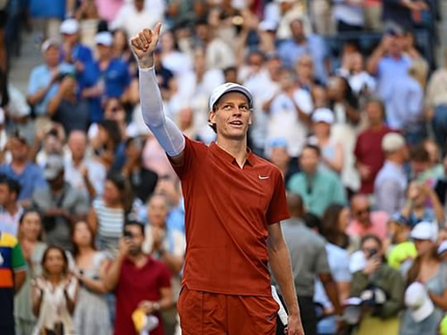 Jannik Sinner sparks more dating rumours with stunning model who split with F1 star just months ago - as eagle-eyed fans spot 'VERY telling sign' on tennis player's phone at US Open