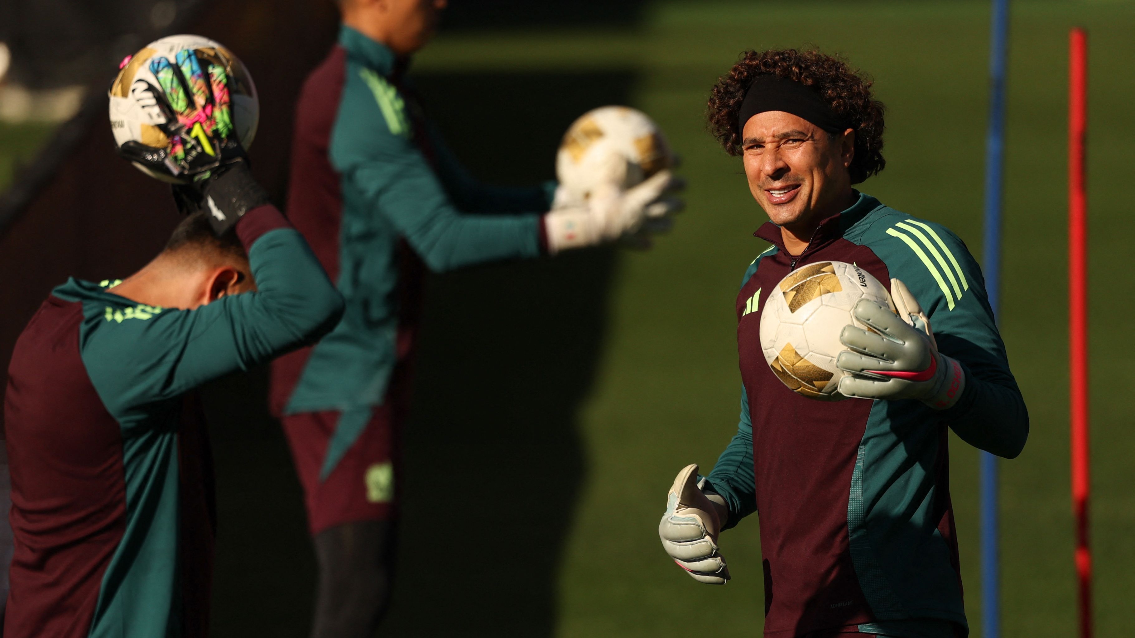 Guillermo Ochoa’s move to Spanish second-tier side Burgos collapses at the last minute