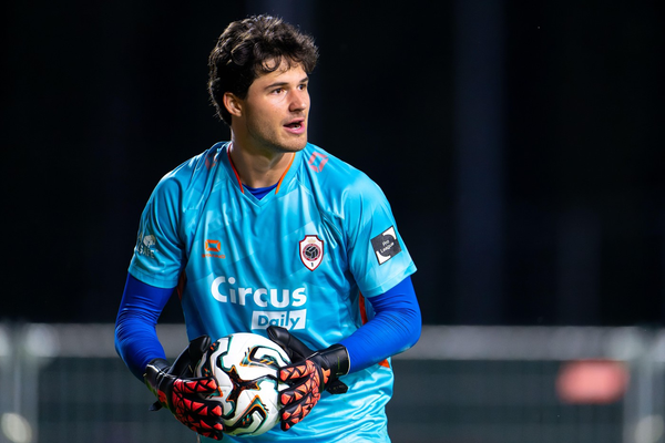 Senne Lammens Explains Why He Chose Man Utd Despite Late Aston Villa Interest