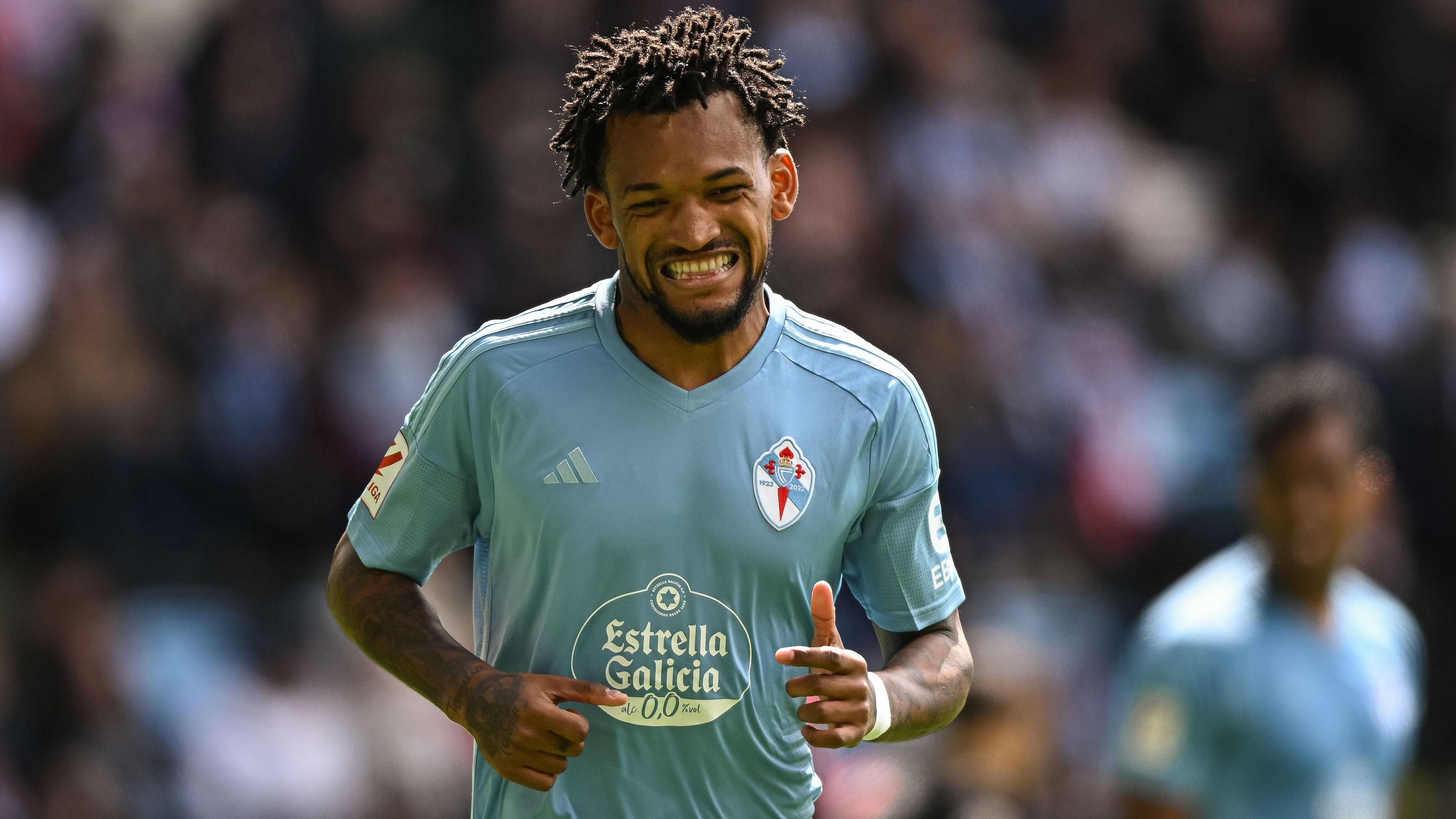 LAFC add Brazilian midfielder Jailson on deal through 2025, with options for 2026 and 2027