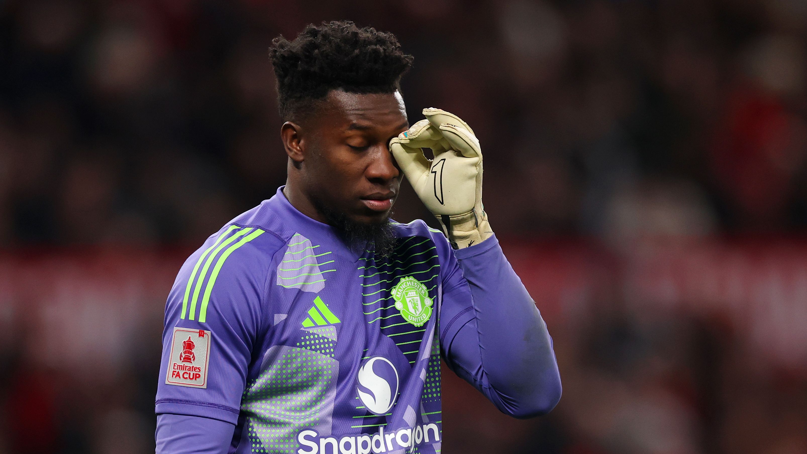 Andre Onana's Man Utd escape route?! Struggling out-of-favour goalkeeper offered shock transfer after Senne Lammens arrival despite Premier League deadline passing