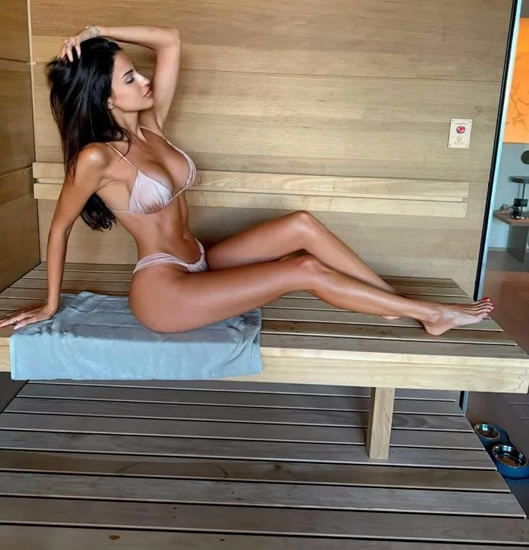 SAU WHAT Stunning DAZN presenter looks sensational in bikini in sauna after being branded ‘vulgar’ for her pitchside outfits