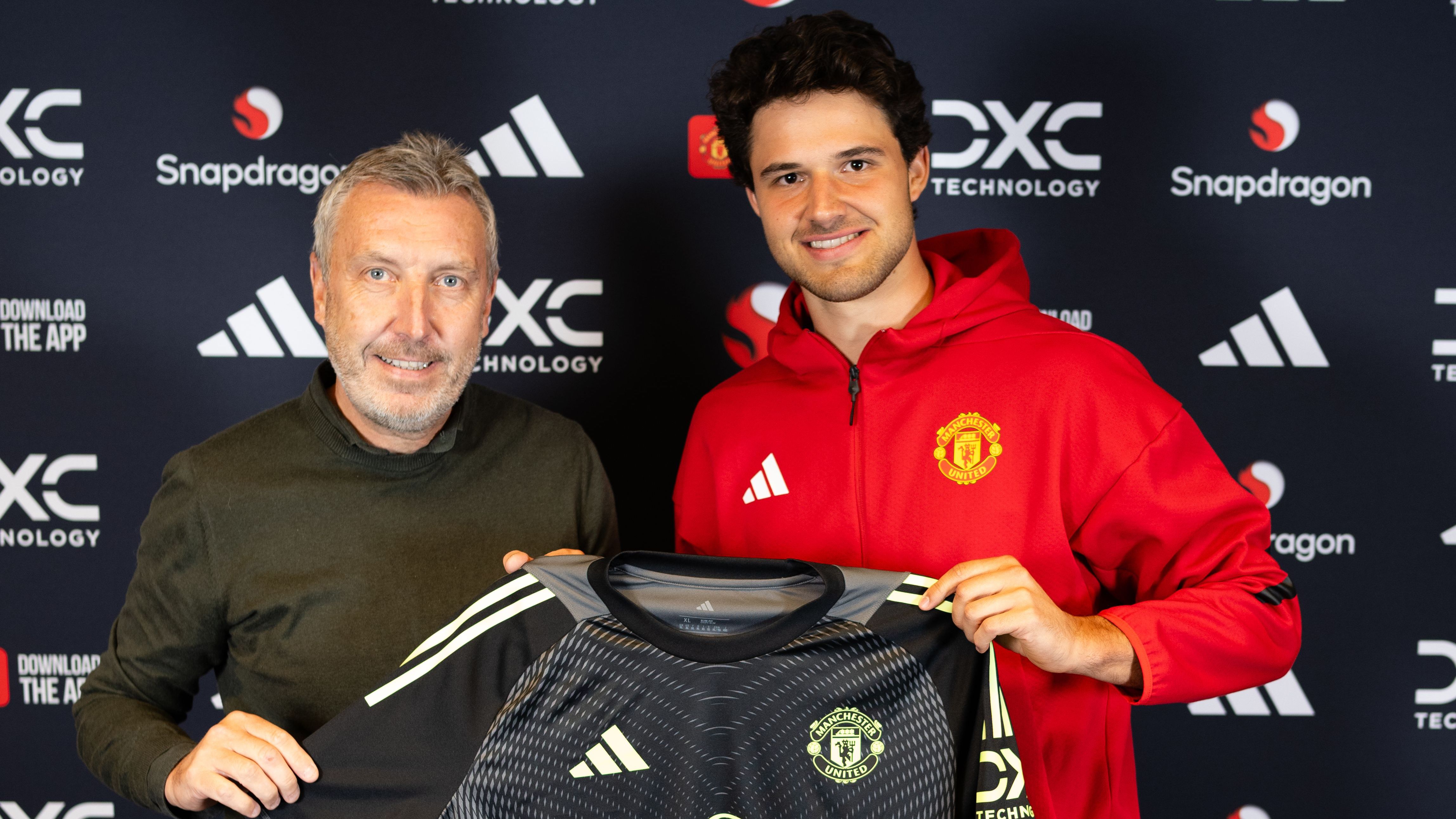 Andre Onana drops hint on Man Utd future after sealing season-long loan to Turkish side Trabzonspor