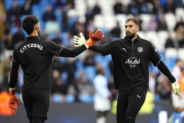 Shay Given says Trafford should be furious after Donnarumma arrival: I'd be raging!