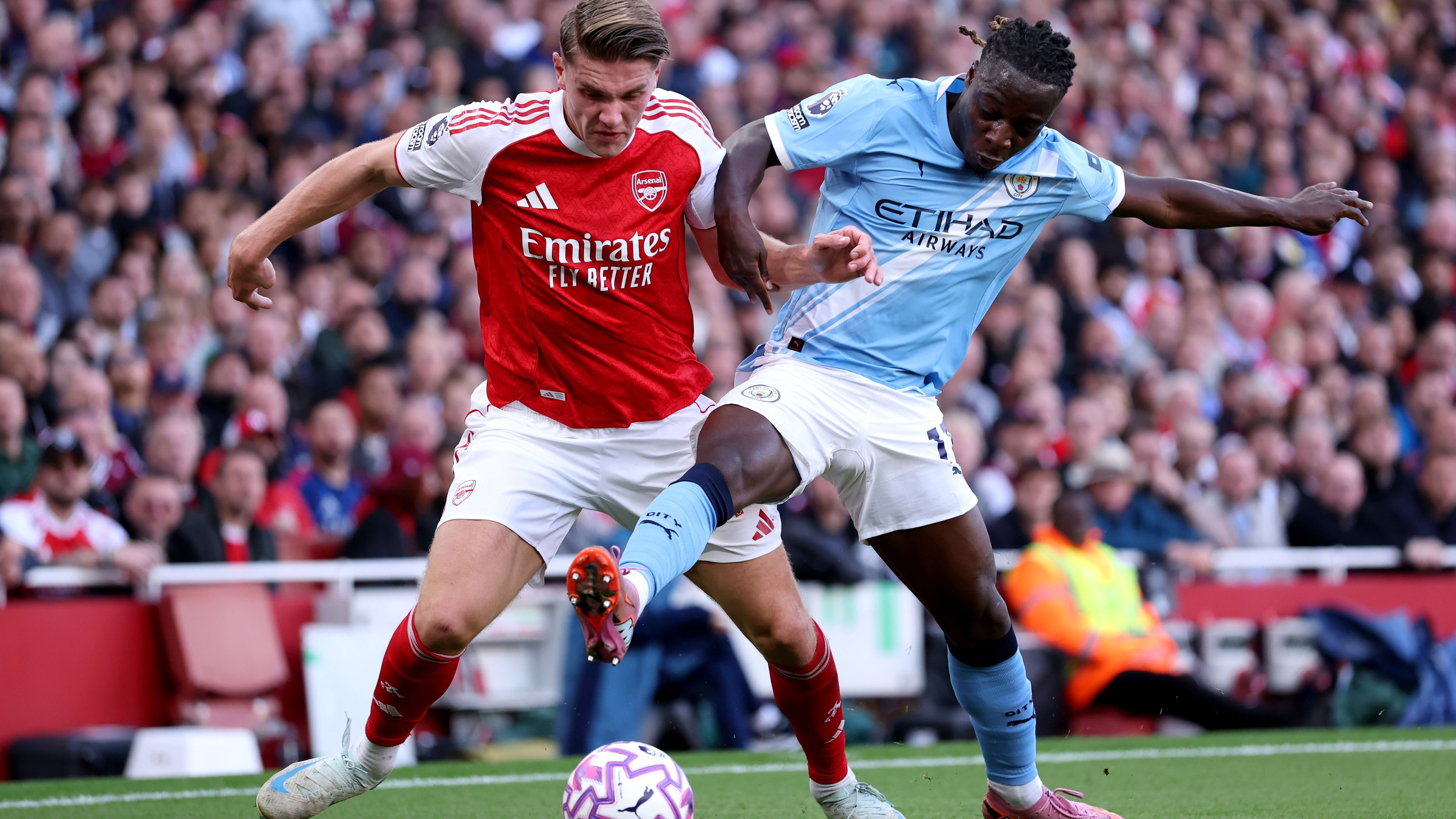 'He's trying his best!' - Mikel Arteta defends Viktor Gyokeres after Arsenal striker fails to muster a single shot in disappointing display against Man City