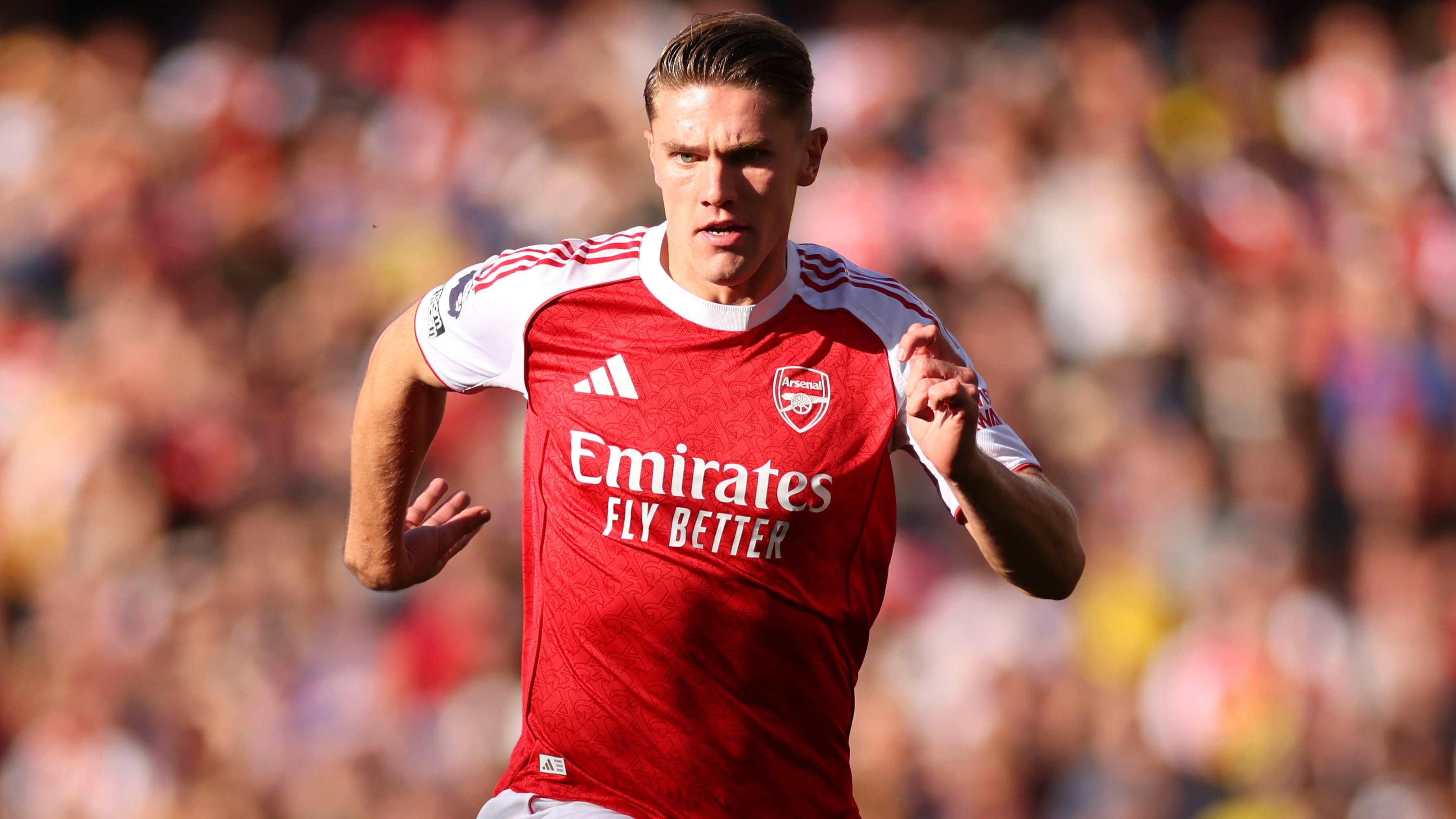 'He's trying his best!' - Mikel Arteta defends Viktor Gyokeres after Arsenal striker fails to muster a single shot in disappointing display against Man City