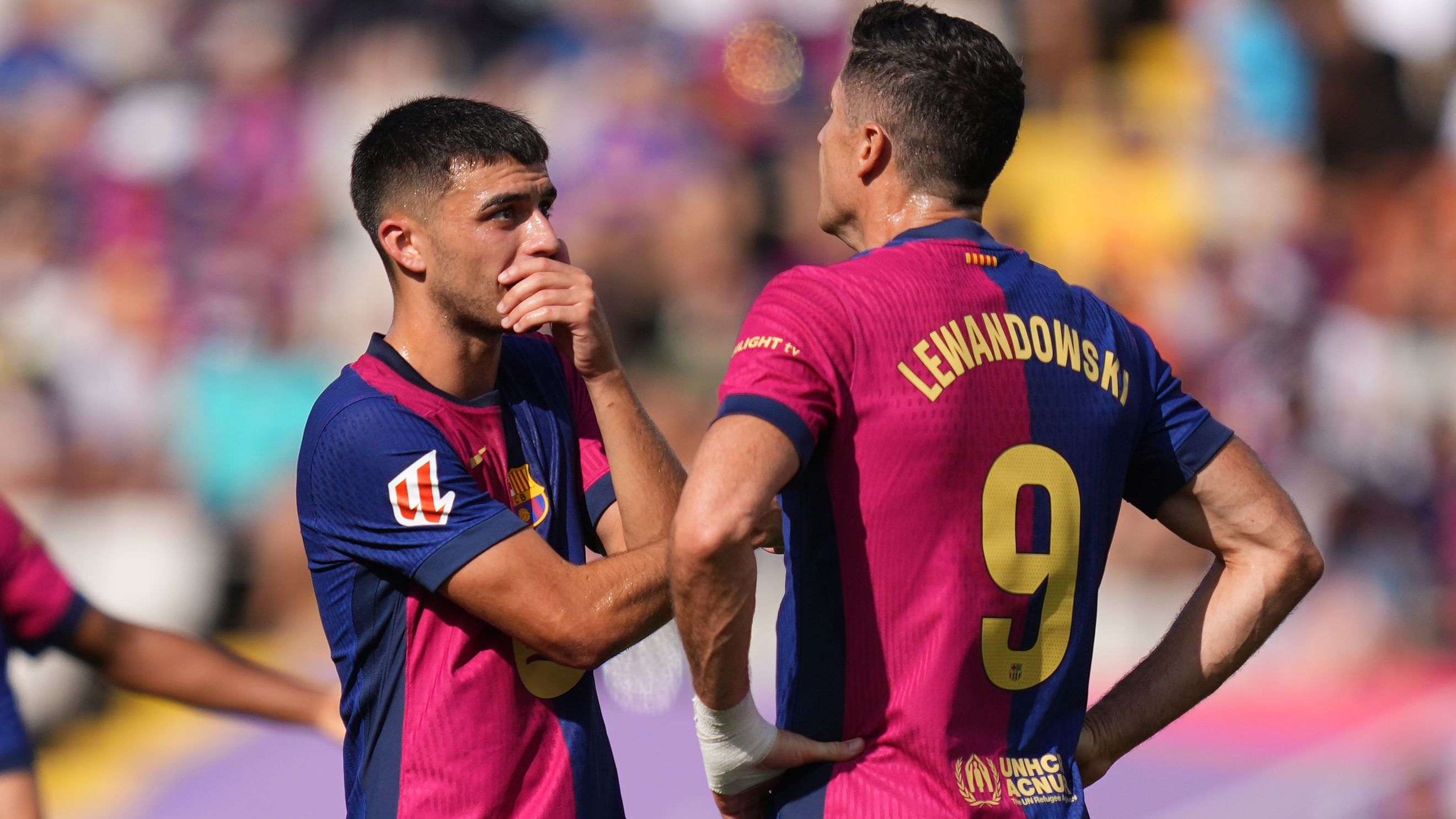 Robert Lewandowski is not very popular' - Barcelona striker told to leave Hansi Flick's side as 'the best players don't give him the ball'