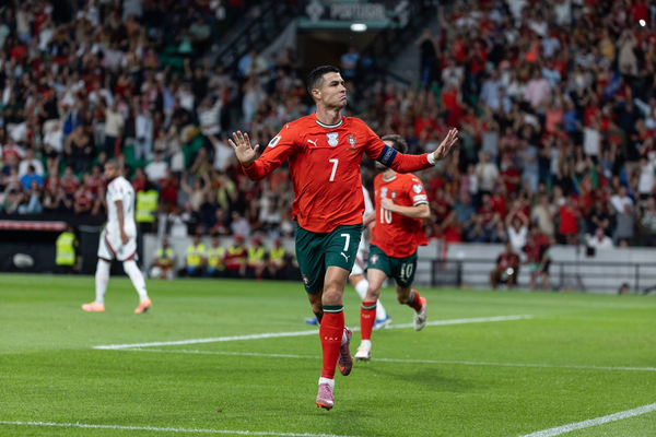 Ronaldo bags brace but Hungary goal keeps Portugal waiting for World Cup spot
