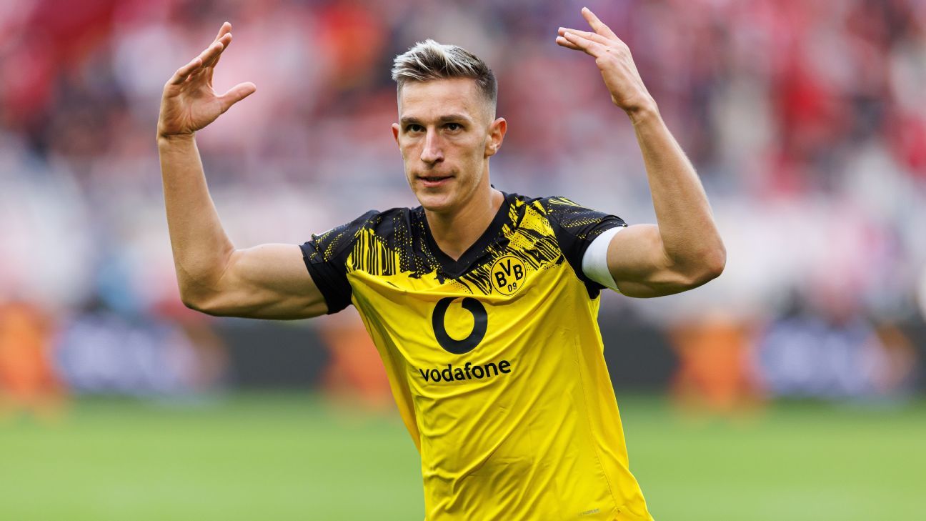 Transfer rumors, news: Liverpool eye Dortmund's Schlotterbeck